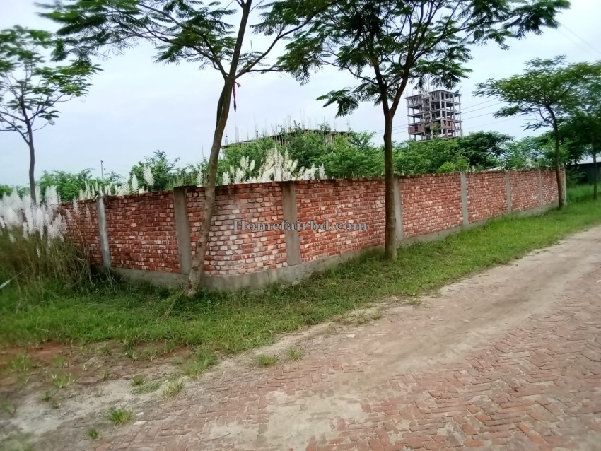 পানি বিদ্যুৎ সহ রেডি  প্লট