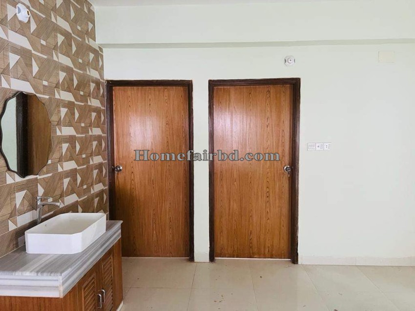 1050 sqft New Flat for Sale in Dhaka Uddan, Mohammadpur