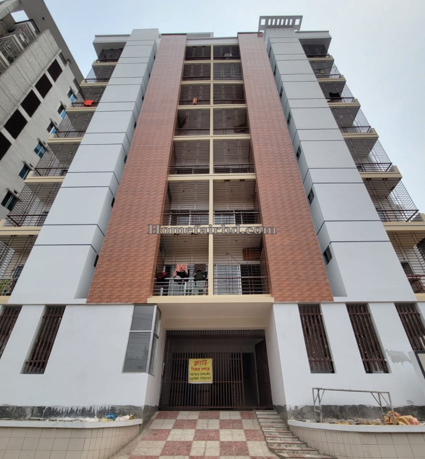 Used flat for sale in East Rampura