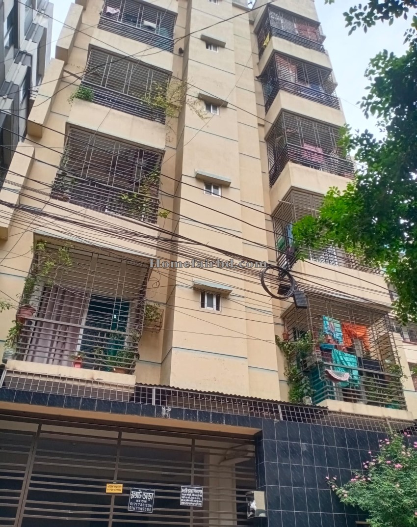 Used apartment for sale in Banasree@685 sqft