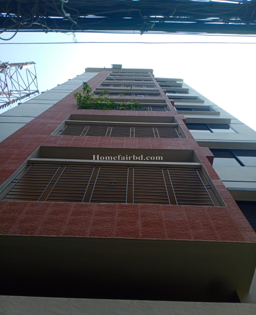 Used apartment for sale in Rajabazar@887 sqft