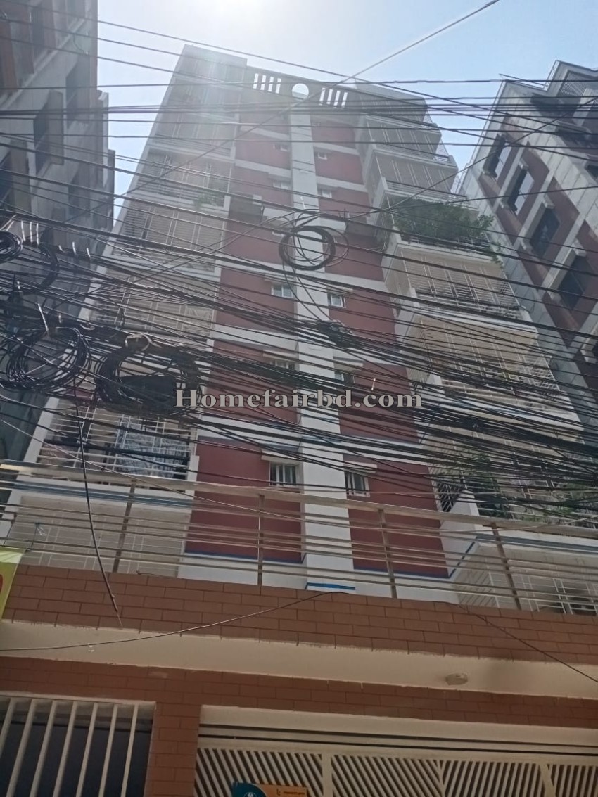 Used flat for sale in Aftabnagar@1600 sqft