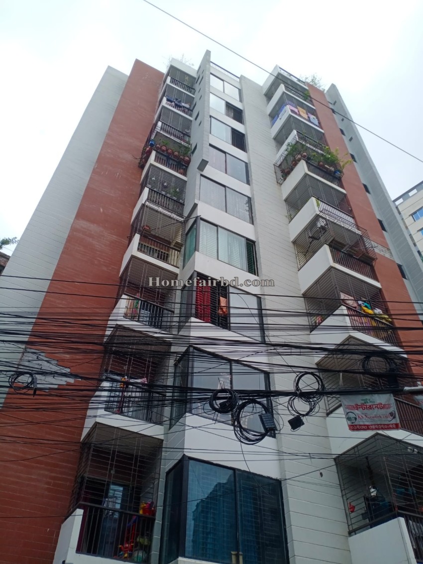 Used flat for sale in Elephant Road@1100sqft