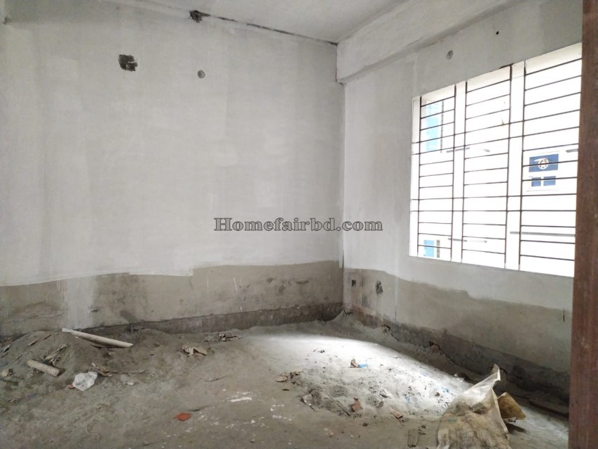 Semi ready flat for sale in Aftabnagar Block-C@1550 sqft