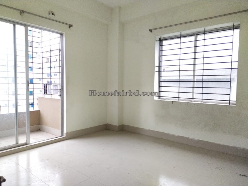 1006 sqft Ready flat sale in Rampura