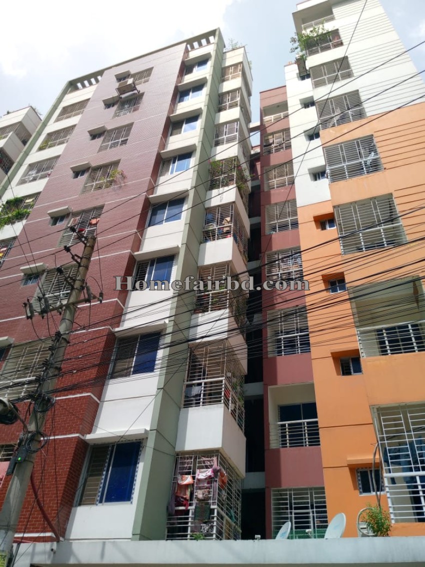 Ready flat for sale in Aftabnagar Block-E@1250 sqft