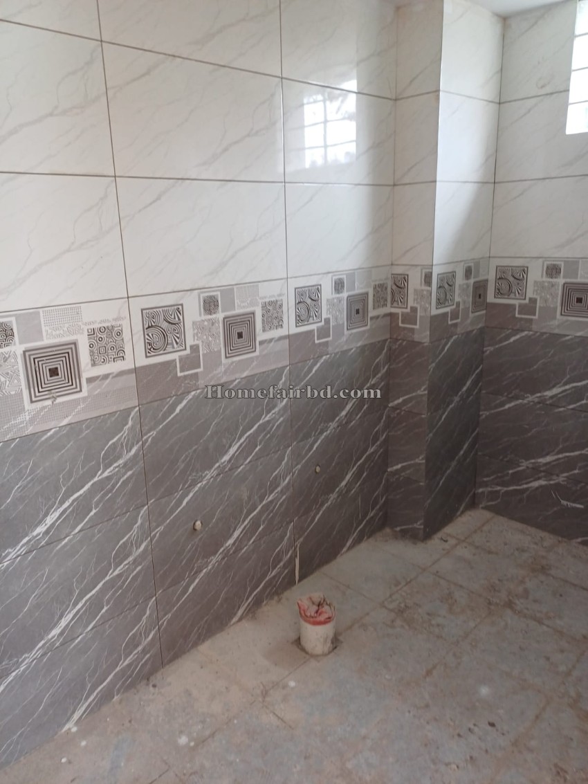 Spacious 1550 Sqft Ready Flat for Sale in Aftabnagar