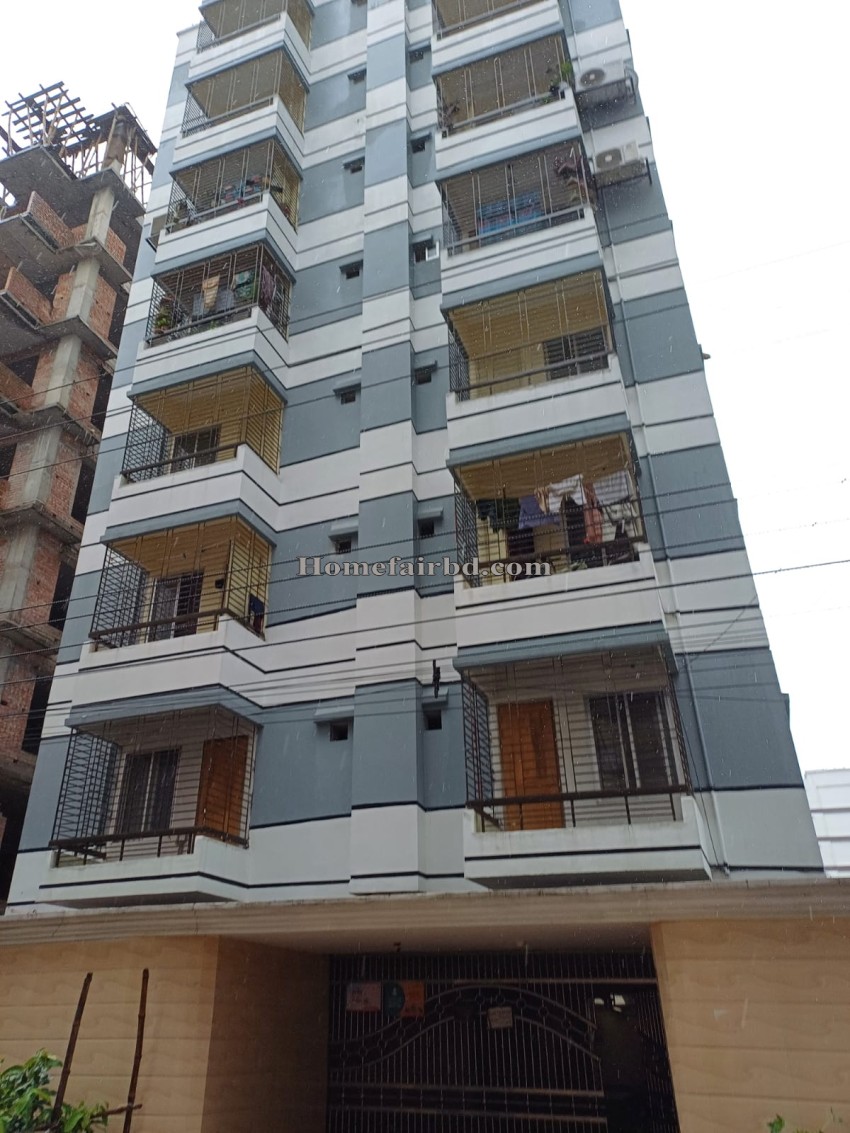 Ready 1250 sqft Flat for Sale in Aftabnagar, E Block