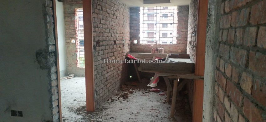 South-Facing Flat for Sale in Priyanka Runway City, Uttara