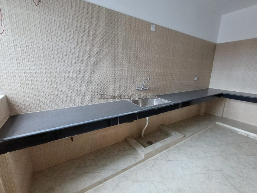 1275 Sqft Ready Flat for Sale in Priyanka Runway City,Uttara