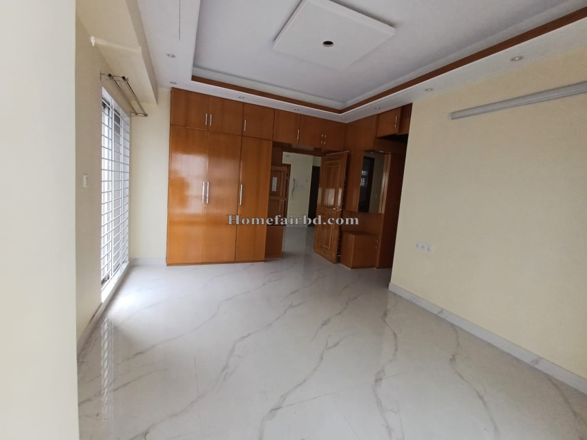 Fully Furnished Flat Sale in Priyanka Runway City, Uttara