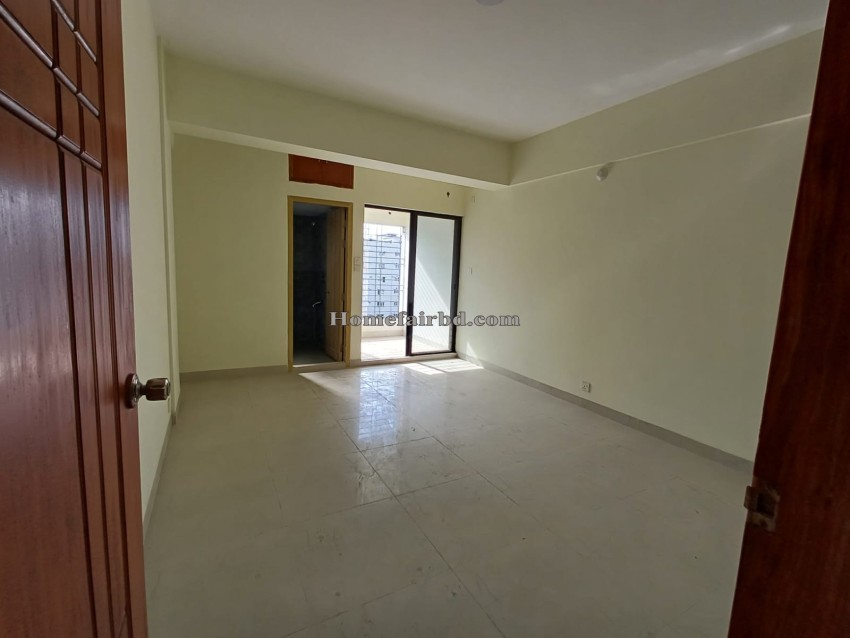 South-Facing 1575 sqft Flat for Sale in Uttara