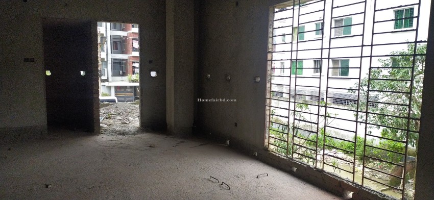 2700 sqft Semi-ready Flat for Sale in Uttara 