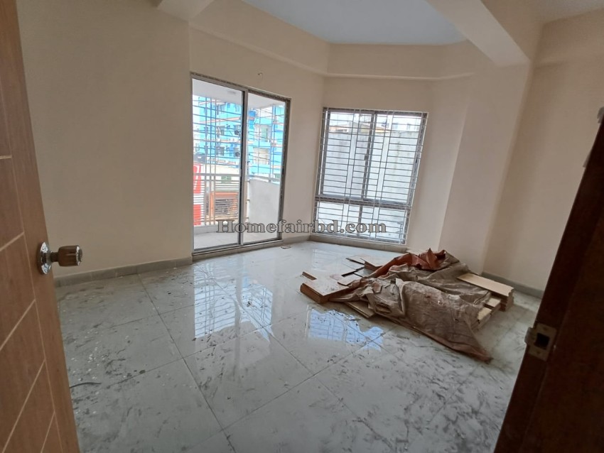 1465 sqft Ready Flat For Sale in Banasree, Rampura