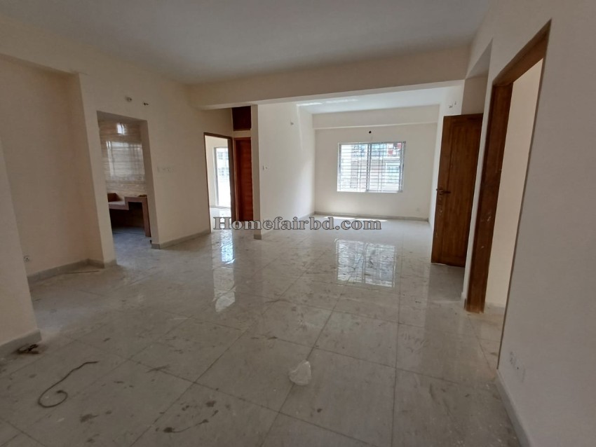 1465 sqft Ready Flat For Sale in Banasree, Rampura