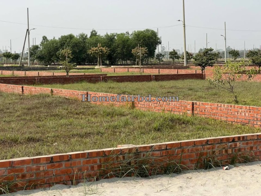 Available Plot Sale in Bashundhara Residential Hosing